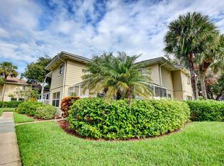 5802 Wheatley Ct, Boynton Beach, FL 33436