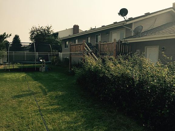 2nd image of 115 Dayton St