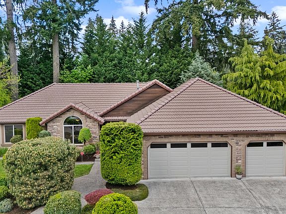 3rd image of 14600 NE 16th St