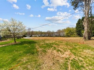 2869 Fleming Rd, Greensboro, NC 27410