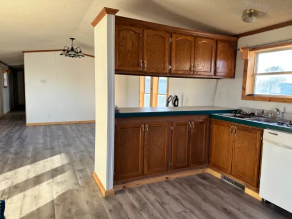 737 S Billings Blvd Trailer 59, Billings, MT 59101