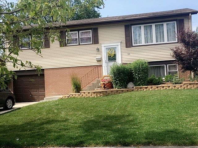 1st image of 8936 W 91st Pl