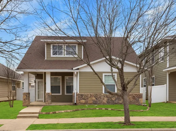 9904 Concord Dr, Aubrey, TX 76227