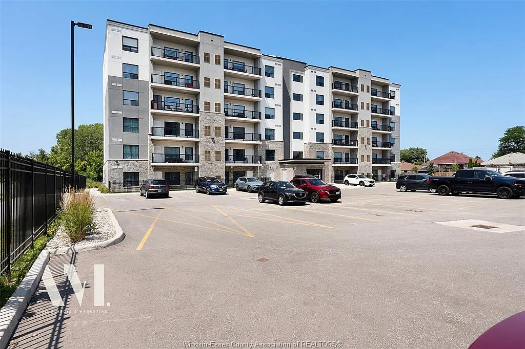 1 bed, 609 sqft, $1,750 — Photo 1