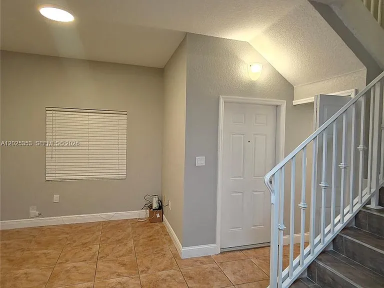 17866 NW 74th Ct — Photo 4