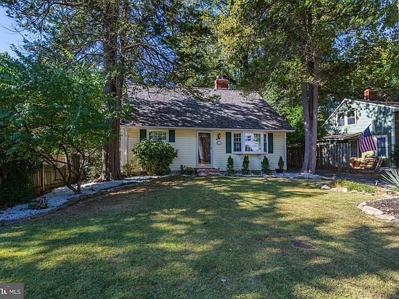 5th image of 510 Calvin Ln