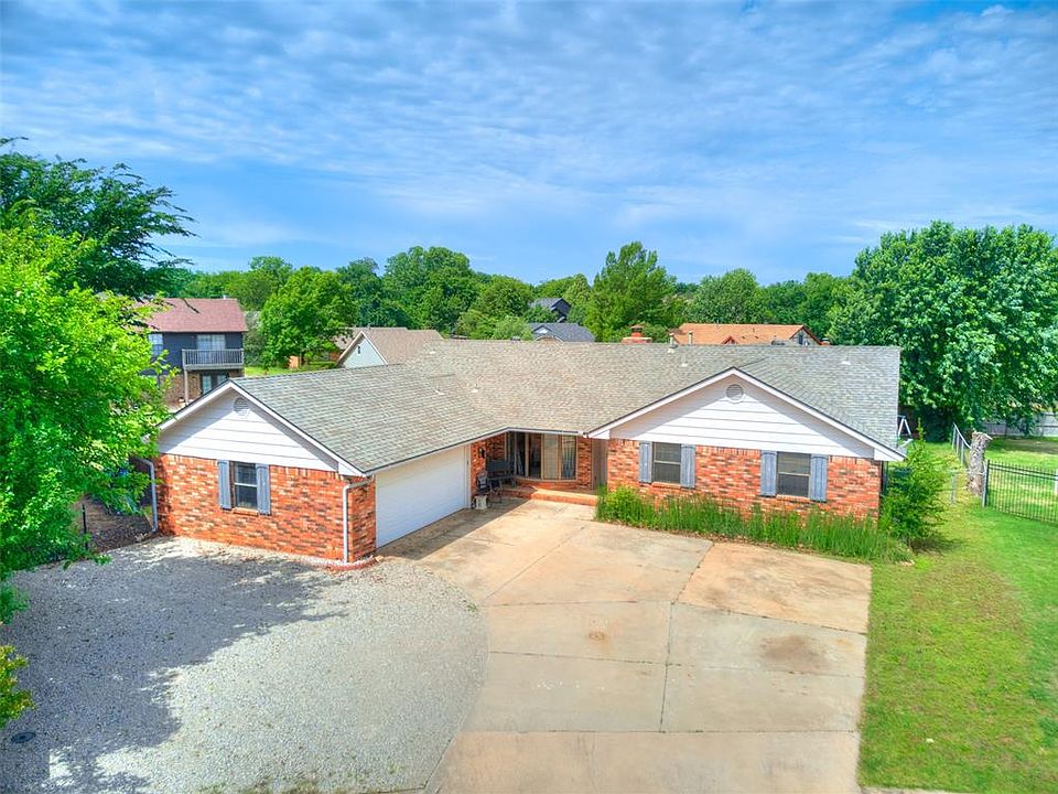 1st image of 2202 Ashland Ct