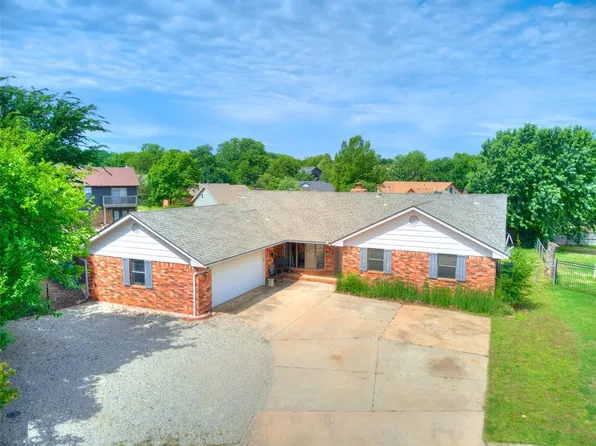 2202 Ashland Ct, Norman, OK 73071