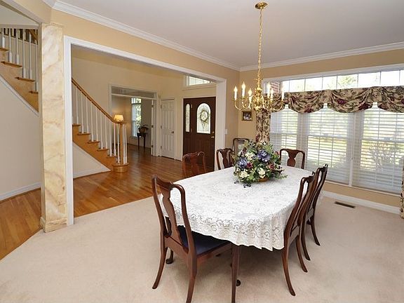 3rd image of 1209 Obannon Creek Ln