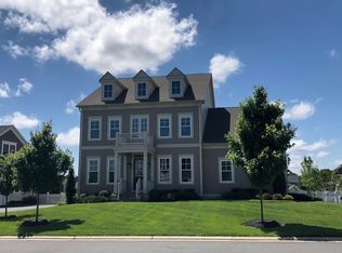 41709 Bloomfield Path St, Ashburn, VA 20148
