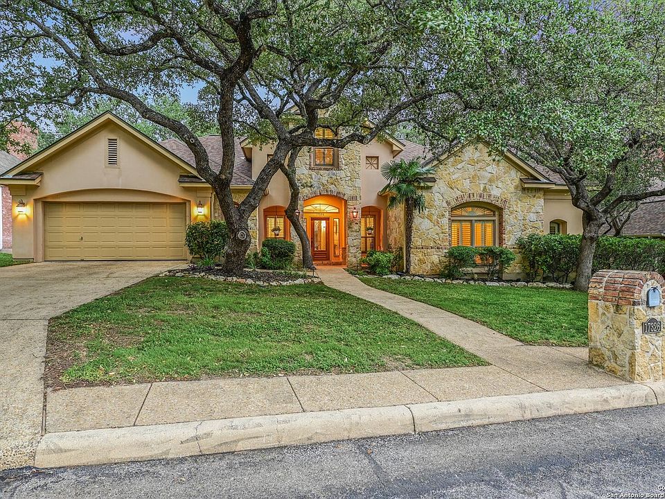 1st image of 17326 Fountain Bluff