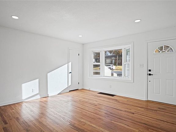 5th image of 6400 Kentucky Ave