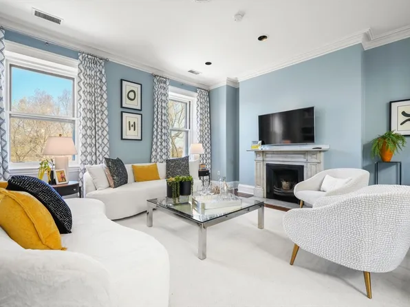 118 Commonwealth Ave #5, Boston, MA 02116