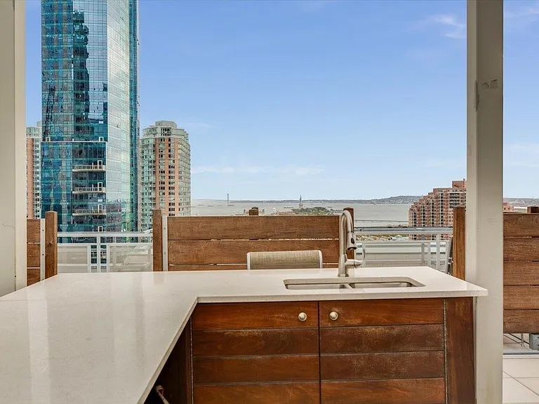 105 Greene St #1203 — Photo 5