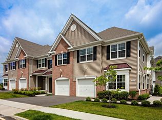 2804 Stallion Cir E, Toms River, NJ 08755