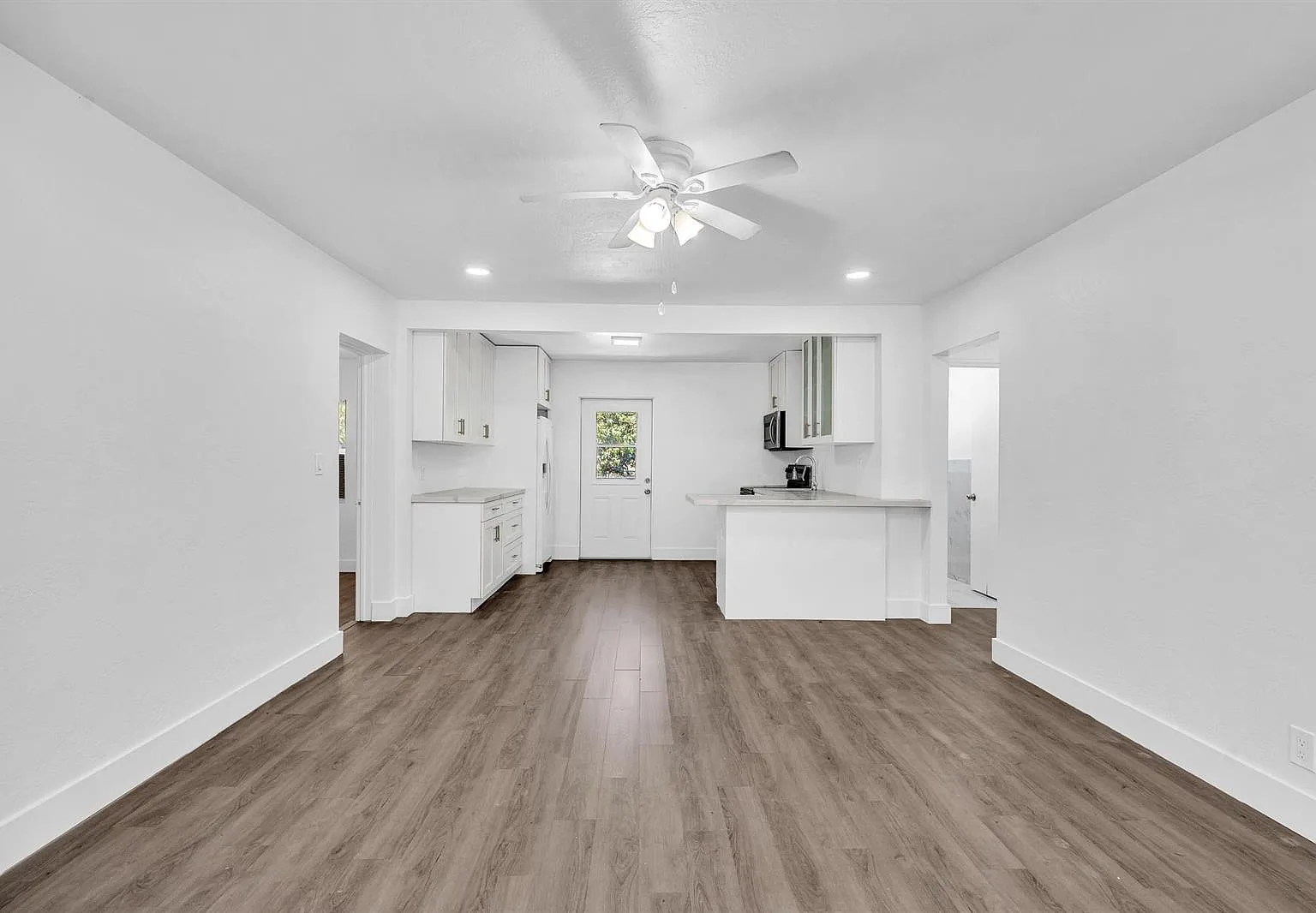 1845 Sherman St — Photo 4