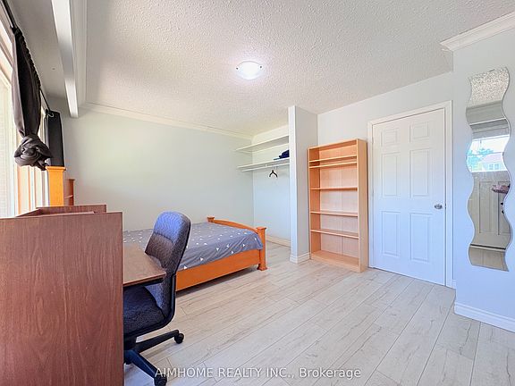 5th image of 70 Micmac Cres