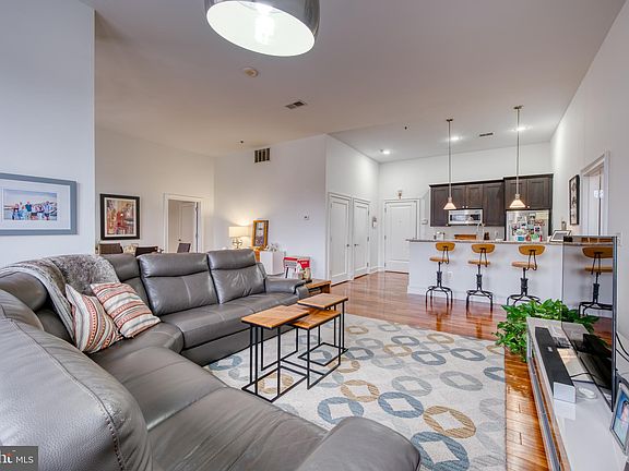 2nd image of 201-59 N 8th St #214