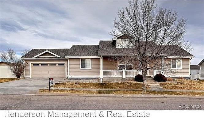 1st image of 2715 Bluebells Dr