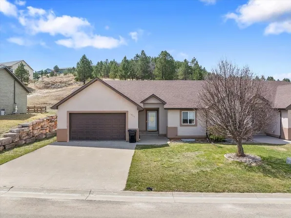 2427 Windmill Dr, Spearfish, SD 57783
