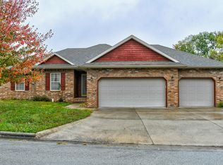 307 Park Cir, Sparta, MO 65753