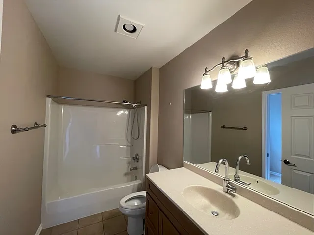 13543 SW Lauren Ln — Photo 32