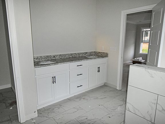 4th image of 44 River Chase Lot 44