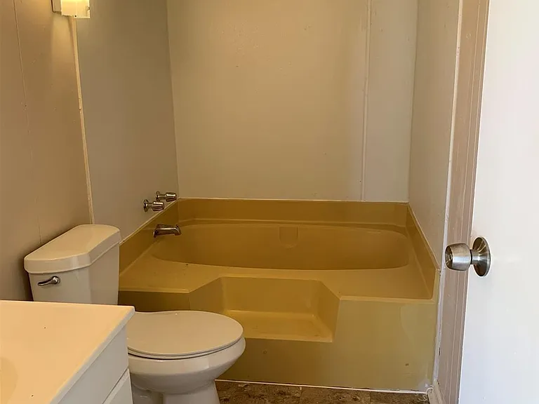 9514 Catlett Ln — Photo 3