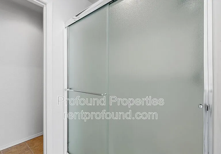 1140 SE Tamango St — Photo 24