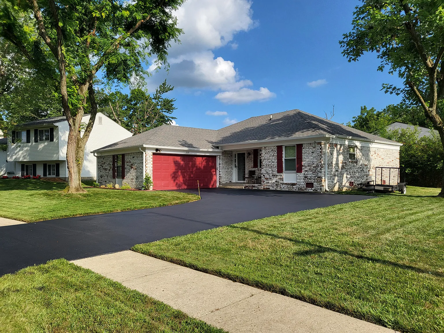 5539 Armstrong Dr photo 1