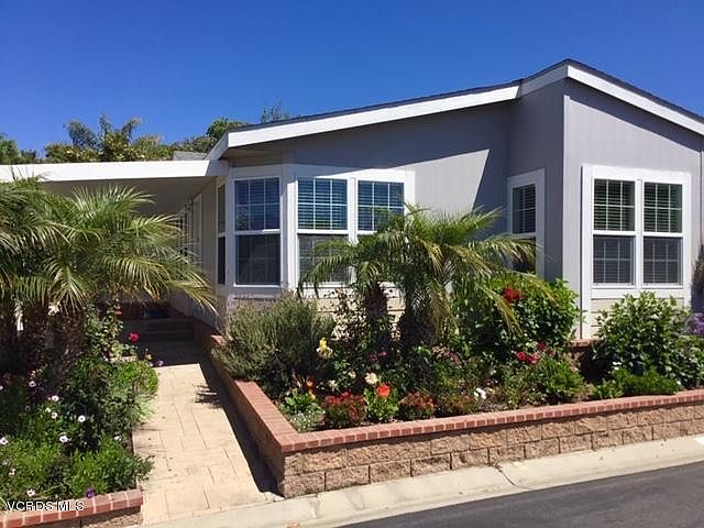 1st image of 218 Pollock Ln #218
