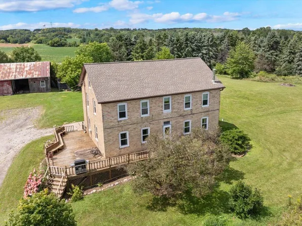 N7116 County Road E, Plymouth, WI 53073