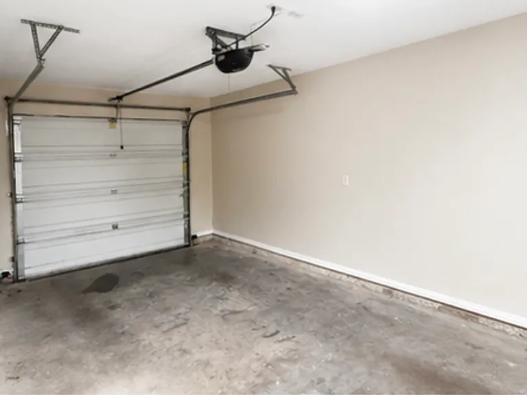 2709 Donna Ct — Photo 5