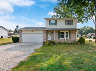 5484 Bonham Ave NW, Canal Fulton, OH 44614