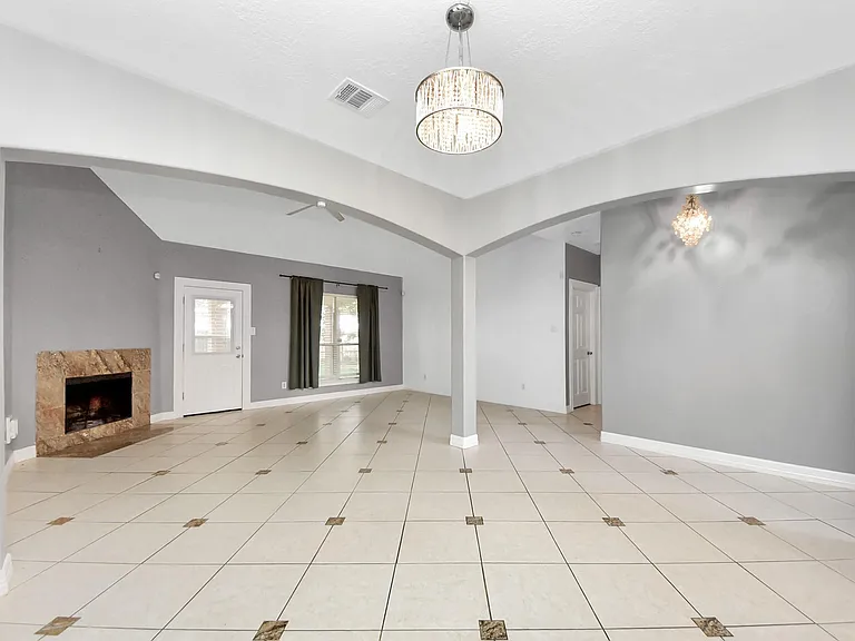 18315 Brenwood Manor Dr — Photo 11
