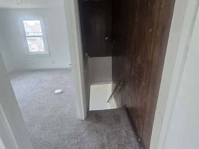 913 Pine St — Photo 11
