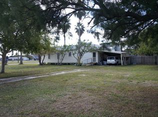 505 S Magnolia St, Rockport, TX 78382