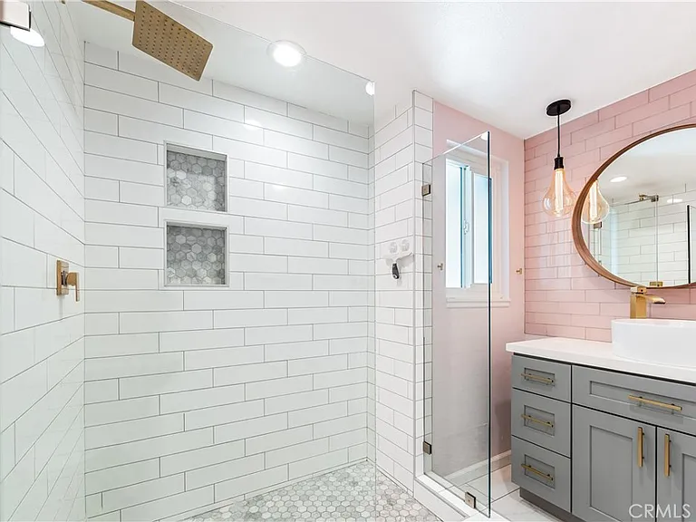 16311 Woodstock Ln — Photo 38