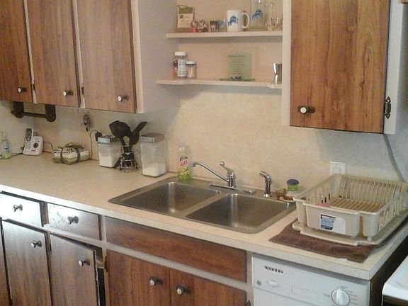 5th image of 3336 Birchwood Ave SW