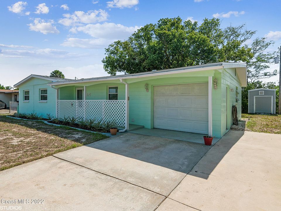 1st image of 4870 Key Largo Dr W