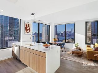 77 Commercial St #2103, Brooklyn, NY 11222