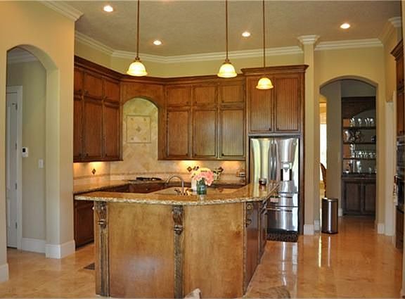 3rd image of 8531 Thompson Lake Dr