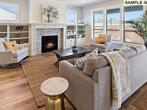 4th image of 2902 NE 170th St