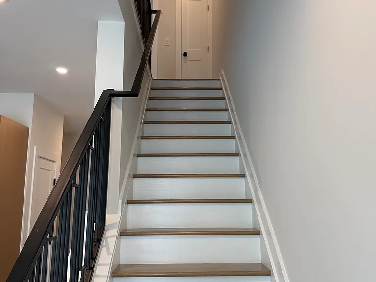 1513 W Stiles St #2 — Photo 12