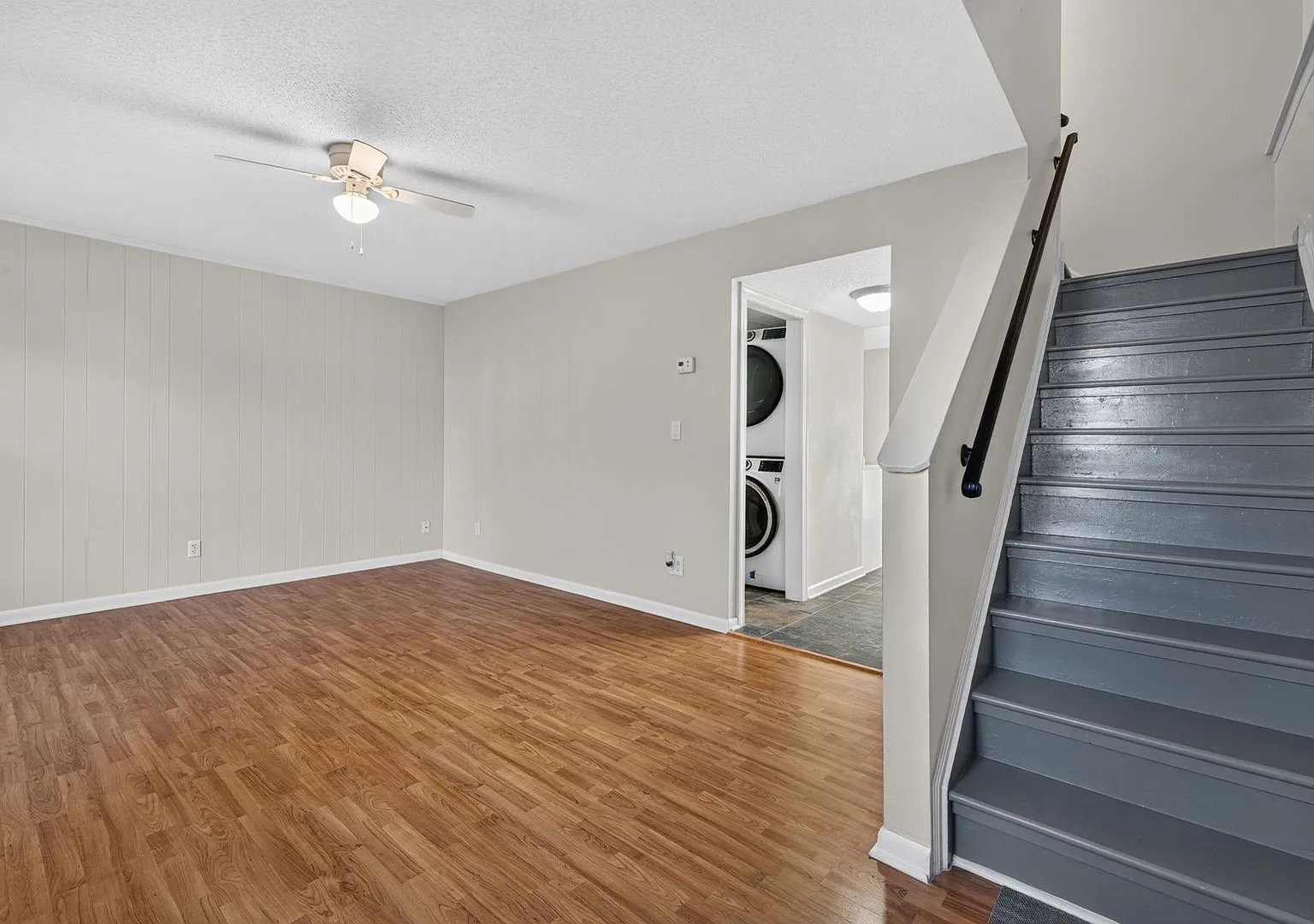 Breslaw Ct - 3061 — Photo 2