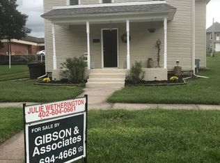 1215 14th St, Aurora, NE 68818