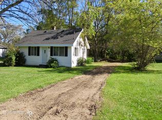 2329 Eugene St, Burton, MI