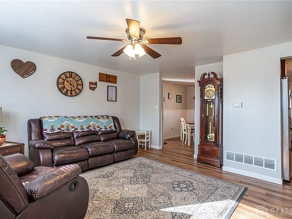 3rd image of 691 Hile Ln