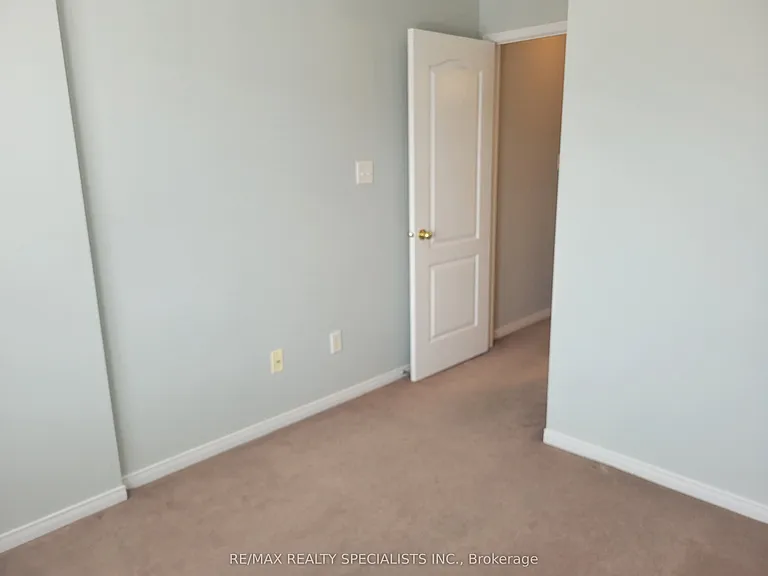 3250 Bentley Dr #6 — Photo 14
