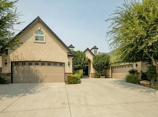 419 W Loyola Ave, Clovis, CA